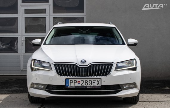 Škoda Superb Combi 2.0 TDI 4x4 LaK 2017 bílá