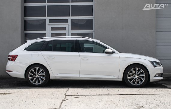 Škoda Superb Combi 2.0 TDI 4x4 LaK 2017 bílá