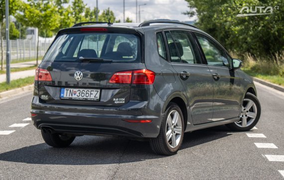 Volkswagen Golf Sportsvan 2.0 TDI 110kW 2014 šedá
