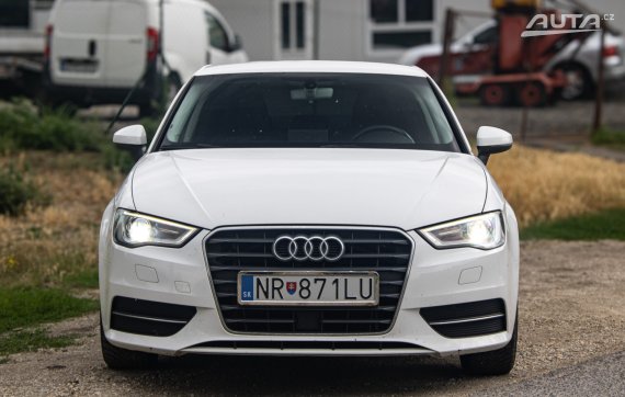 Audi A3 Sportback 2.0 TDI DPF 110kW MT6 / NA SPLÁTKY / NA PROTIÚČET 2015 bílá