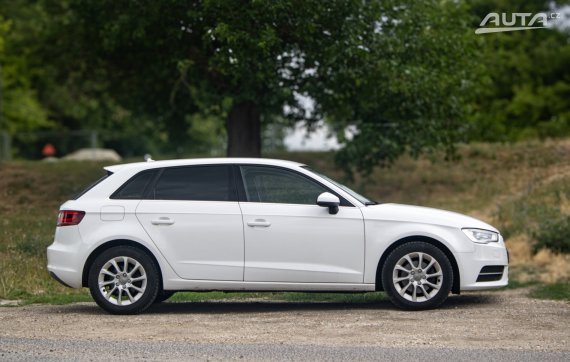 Audi A3 Sportback 2.0 TDI DPF 110kW MT6 / NA SPLÁTKY / NA PROTIÚČET 2015 bílá