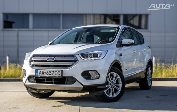 Ford Kuga 1.5 EcoBoost 182k Titanium AWD 134kW182HP / AJ NA SPLÁTKY / PROTIÚČET 2019 - hlavní pohled
