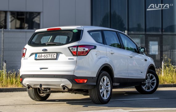 Ford Kuga 1.5 EcoBoost 182k Titanium AWD 134kW182HP / AJ NA SPLÁTKY / PROTIÚČET 2019 bílá