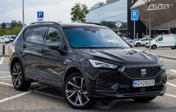 Seat Tarraco 2.0 TSI FR 4Drive DSG, 180kW (2023) 2023 černá