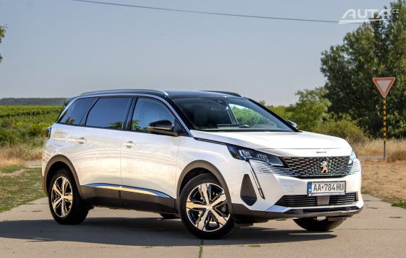 Peugeot 5008 1.5 BlueHDi 130k Allure Pack A/T / AJ NA SPLÁTKY / PROTIÚČET / 1. MAJITEĽ / 2024 bílá