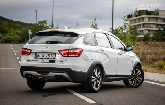 Lada Vesta 1.6 benzín + LPG, 78kW, M5 / AJ NA SPLÁTKY / PROTIÚČET / 2018 bílá