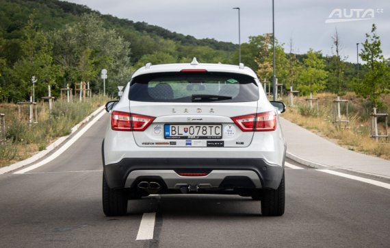 Lada Vesta 1.6 benzín + LPG, 78kW, M5 / AJ NA SPLÁTKY / PROTIÚČET / 2018 bílá