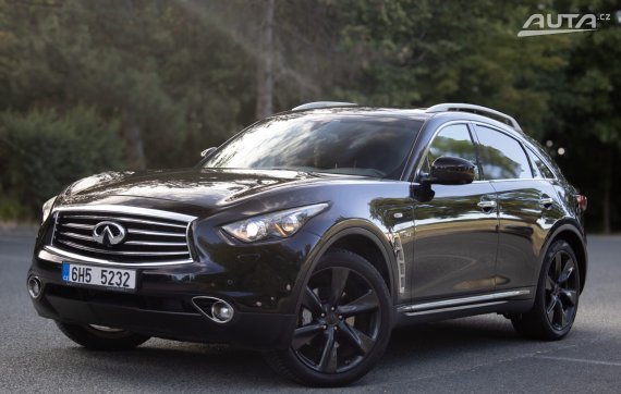 Infiniti QX70 S