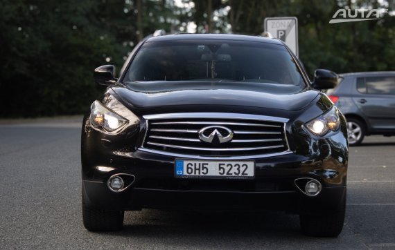 Infiniti QX70 S 2016 černá