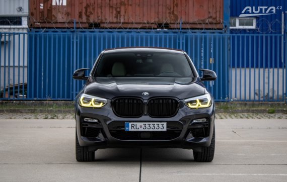 BMW X4 M40i A/T, 260kW, A8 / AJ NA SPLÁTKY / PROTIÚČET / 2018 šedá