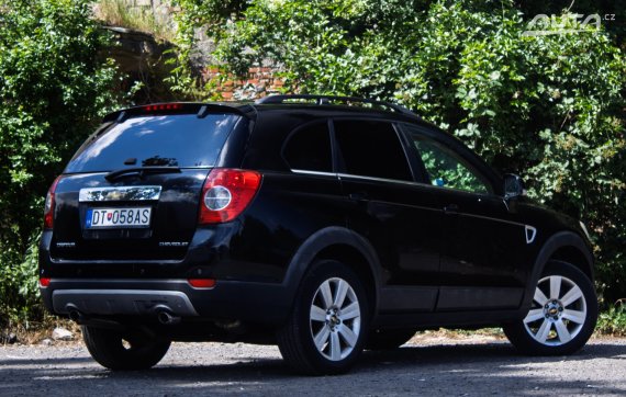 Chevrolet Captiva 2.0 VCDI 4x4 110kW MT5 / NA SPLÁTKY / NA PROTIÚČET 2008 černá