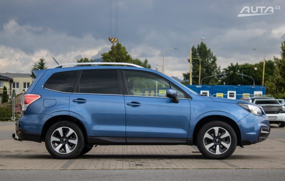Subaru Forester 2.0i Comfort CVT / 110kW / A1 / ZÁRUKA / AJ NA SPLÁTKY / PROTIÚČET 2016 modrá