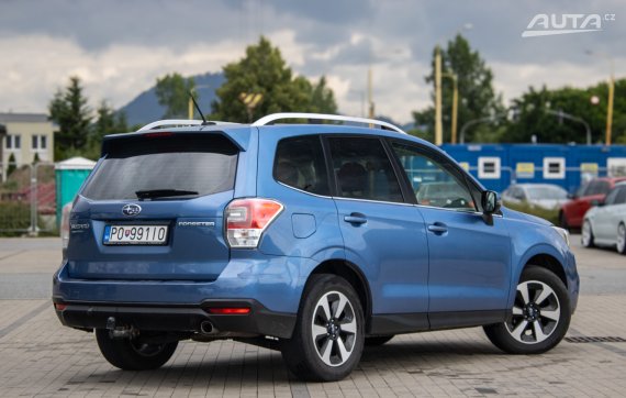 Subaru Forester 2.0i Comfort CVT / 110kW / A1 / ZÁRUKA / AJ NA SPLÁTKY / PROTIÚČET 2016 modrá