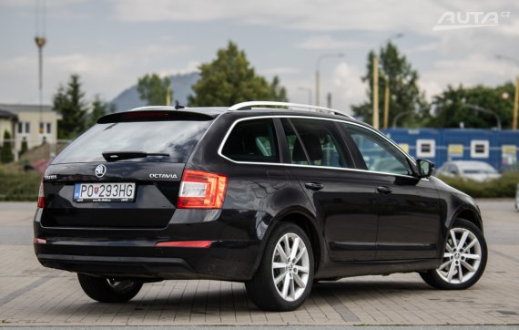 Škoda Octavia Combi 1.6 TDI Style DSG / 81kW / A7 / ZÁRUKA / AJ NA SPLÁTKY / PROTIÚČET 2016 černá