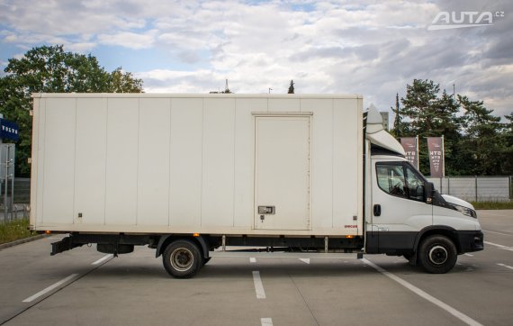 Iveco Daily (40) 70C18 / AJ NA SPLÁTKY / PROTIÚČET / 2021 bílá