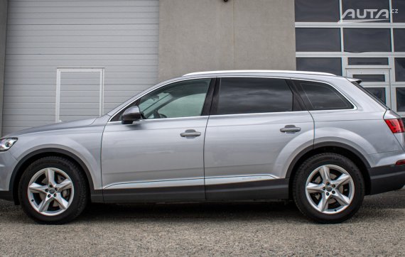 Audi Q7 3.0 TDI quattro tiptronic 160kW, A8, 5d. (2015-2019) /AJ NA SPLÁTKY/PROTIÚČET 2017 šedá