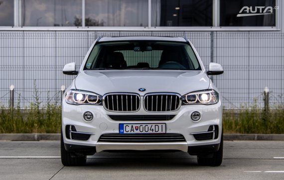 BMW X5 xDrive 225kW AT/8, 7 miestne  / AJ NA SPLÁTKY / PROTIÚČET 2014 bílá