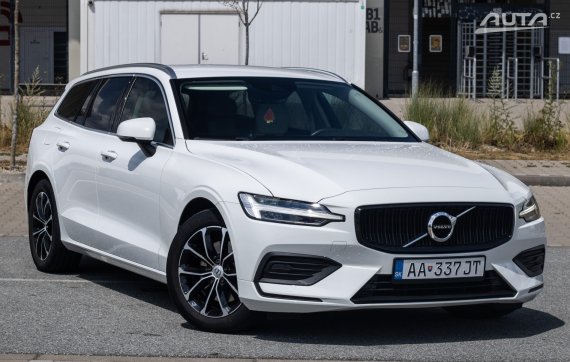 Volvo V60 D4 A/T, 140kW (2020) / AJ NA SPLÁTKY / PROTIÚČET / 2020 bílá