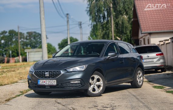 Seat Leon 1.5 TSI Xcellence, 96kW, M6, 5d. / AJ NA SPLÁTKY / PROTIÚČET / 2022 - hlavní pohled