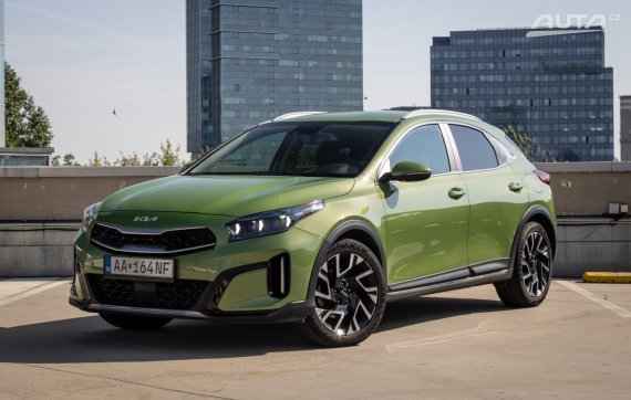 Kia XCeed 1.5 T-GDi Gold, 117,5kW / AJ NA SPLÁTKY / PROTIÚČET /