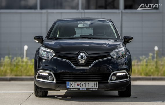 Renault Captur 1.2 TCe 88kW AT/6 / AJ NA SPLÁTKY / PROTIÚČET 2014 černá