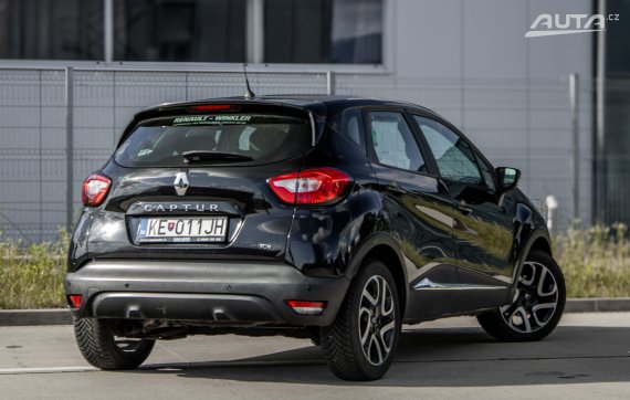 Renault Captur 1.2 TCe 88kW AT/6 / AJ NA SPLÁTKY / PROTIÚČET 2014 černá