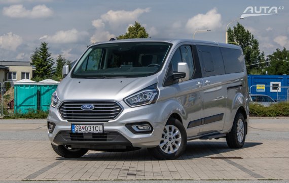 Ford Tourneo Custom 125kW AT/6 - 8 Miest / AJ NA SPLÁTKY / PROTIÚČET