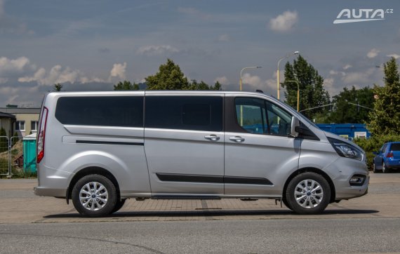 Ford Tourneo Custom 125kW AT/6 - 8 Miest / AJ NA SPLÁTKY / PROTIÚČET 2023 šedá