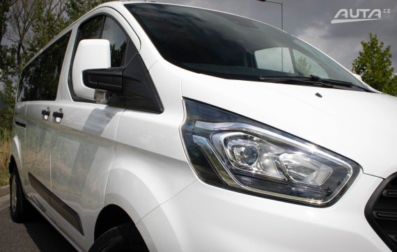 Ford Transit Custom 2.0 TDCi 9-M 2020 bílá