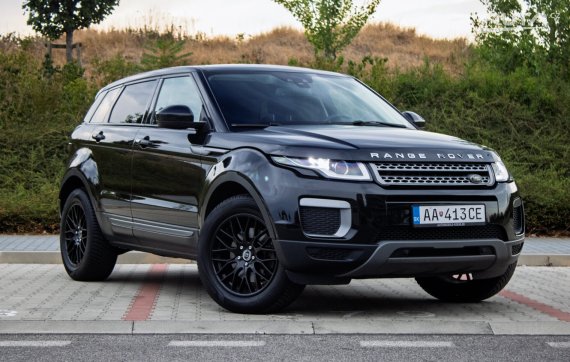 Land Rover Range Rover Evoque 2.0 TD4 180 132kW MT6 / NA SPLÁTKY / NA PROTIÚČET 2015 černá