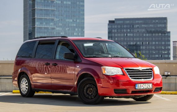 Chrysler Grand Voyager 2.8 CRD LX / 120kW / A6 / AJ NA SPLÁTKY / PROTIÚČET 2009 červená