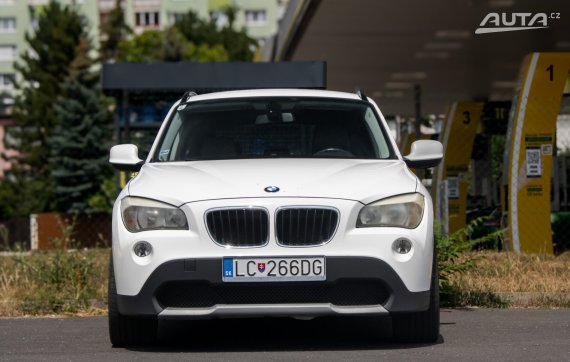 BMW X1 xDrive 18d / 105kW / M6 / AJ NA SPLÁTKY / PROTIÚČET 2012 bílá