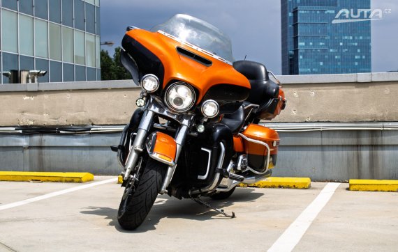 Harley Davidson ELECTRA Glide Ultra Limited 61kW MT6 / NA SPLÁTKY  oranžová