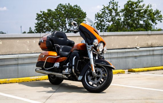 Harley Davidson ELECTRA Glide Ultra Limited 61kW MT6 / NA SPLÁTKY  oranžová