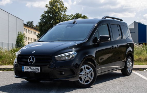 Mercedes-Benz Citan Tourer 1.5 CDI A/T, 85kW (2024) / AJ NA SPLÁTKY / PROTIÚČET / 2024 - hlavní pohled