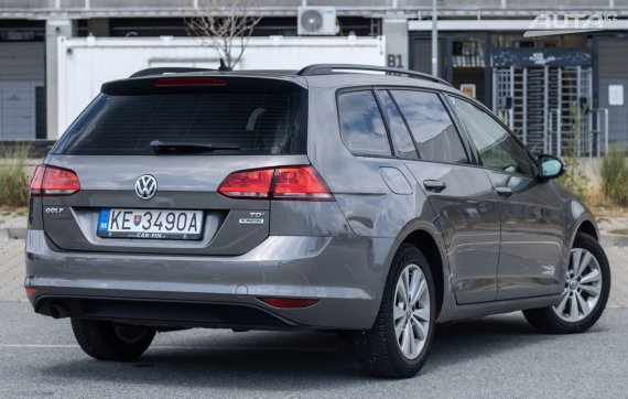 Volkswagen Golf Variant 1.6 TDI BMT DSG, 81kW (2017) / AJ NA SPLÁTKY / PROTIÚČET / 2017 šedá