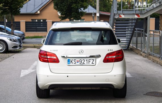 Mercedes-Benz B trieda 180 CDI BlueEFFICIENCY 80kW MT6 / NA SPLÁTKY / NA PROTIÚČET 2012 bílá