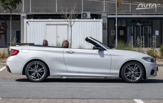 BMW Rad 2 Cabrio 228i M Sport A/T, 180kW (2016) / AJ NA SPLÁTKY / PROTIÚČET / 2016 bílá
