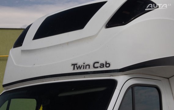 Renault Master 2.3 dCi 165, 120kW, M6, 2022 / AJ NA SPLÁTKY / PROTIÚČET / 2022 bílá