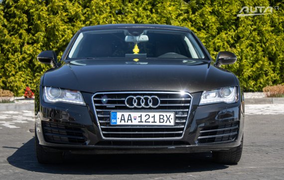 Audi A7 Sportback 3.0 TFSI quattro S tronic, 220kW,  / AJ NA SPLÁTKY / PROTIÚČET / 2011 černá
