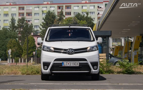 Toyota Proace Verso Shuttle 2.0 D-4D 140, 106kW, M6, 8miest / AJ NA SPLÁTKY / PROTIÚČET 2024 bílá