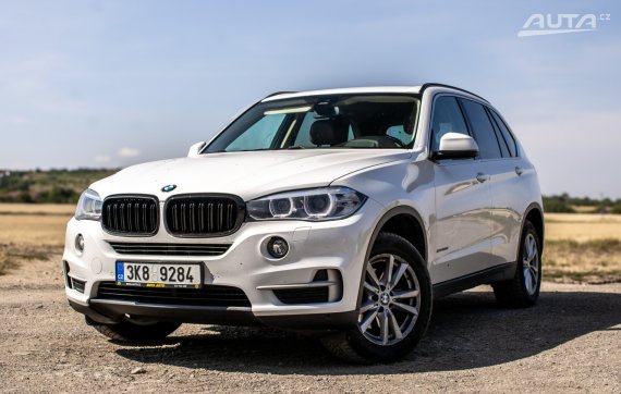 BMW X5 xDrive 30d / AJ NA SPLÁTKY / PROTIÚČET 2014 - hlavní pohled