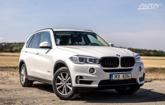 BMW X5 xDrive 30d / AJ NA SPLÁTKY / PROTIÚČET 2014 bílá