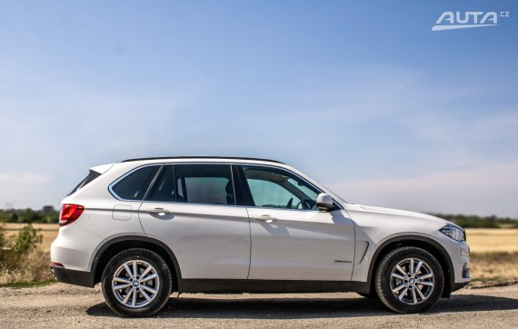 BMW X5 xDrive 30d / AJ NA SPLÁTKY / PROTIÚČET 2014 bílá