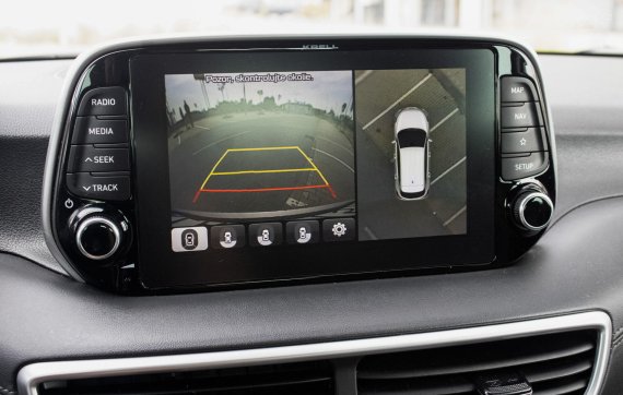 Hyundai Tucson 1.6 T-GDi 4x4 A/T, 130kW (2019) / AJ NA SPLÁTKY / PROTIÚČET / 2019 stříbrná metalíza