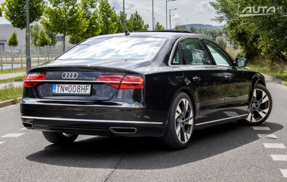 Audi A8 Long 3.0 TDI V6 Quattro tiptronic / 190kW / ZÁRUKA / AJ NA SPLÁTKY / PROTIÚČET 2014 černá