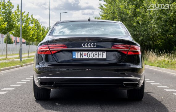 Audi A8 Long 3.0 TDI V6 Quattro tiptronic / 190kW / ZÁRUKA / AJ NA SPLÁTKY / PROTIÚČET 2014 černá