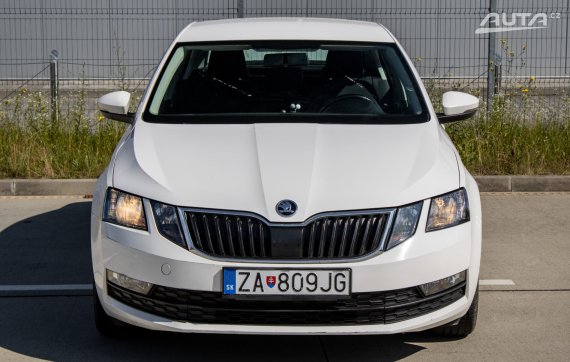 Škoda Octavia 1.6 TDI Ambition / 85kW / M5 / ZÁRUKA / AJ NA SPLÁTKY / PROTIÚČET 2017 bílá