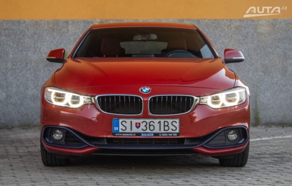 BMW Rad 4 Gran Coupé 435i Sport Line / AJ NA SPLÁTKY / PROTIÚČET 2016 červená