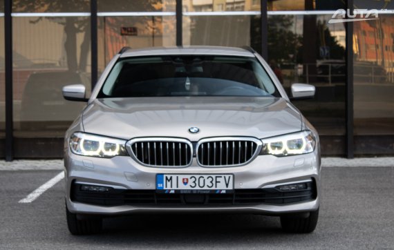 BMW Rad 5 Touring 520d / 140kW / A8 / ZÁRUKA / AJ NA SPLÁTKY / PROTIÚČET 2019 hnědá
